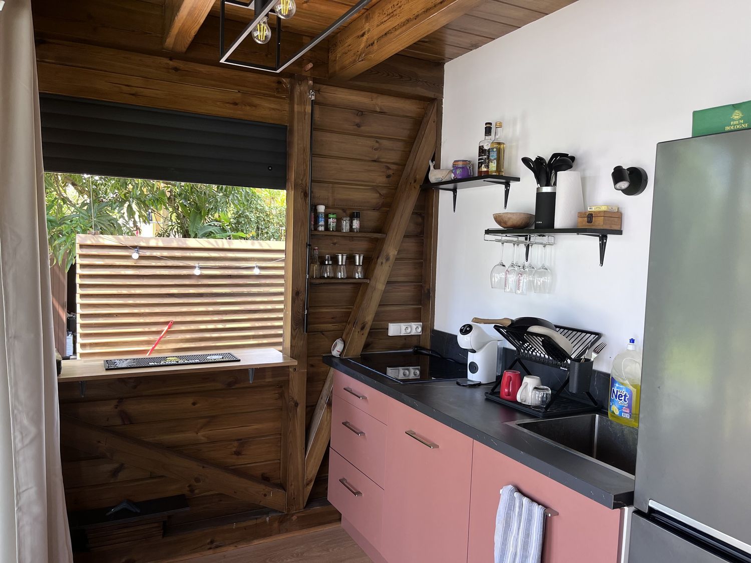 Écolodge créole en bois, terrasse et varangue, Sainte-Rose